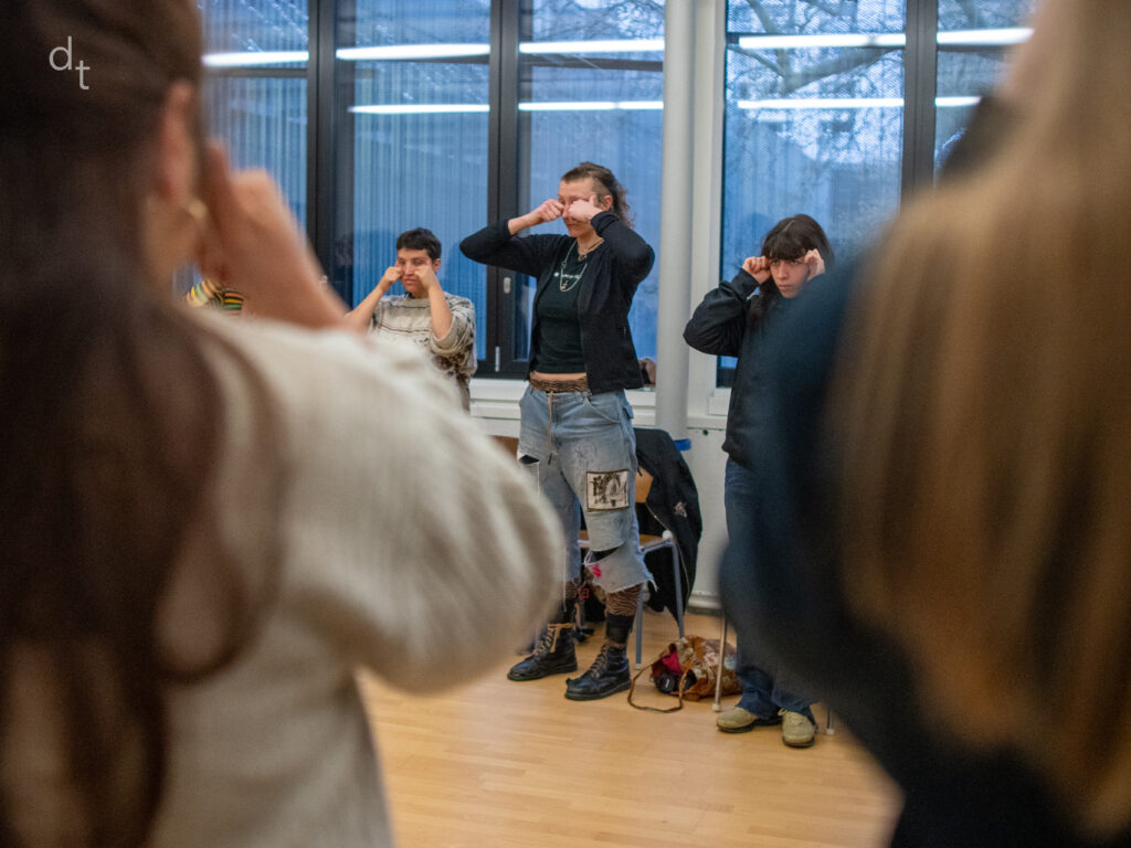 Tableronde26-01 Danse Transition