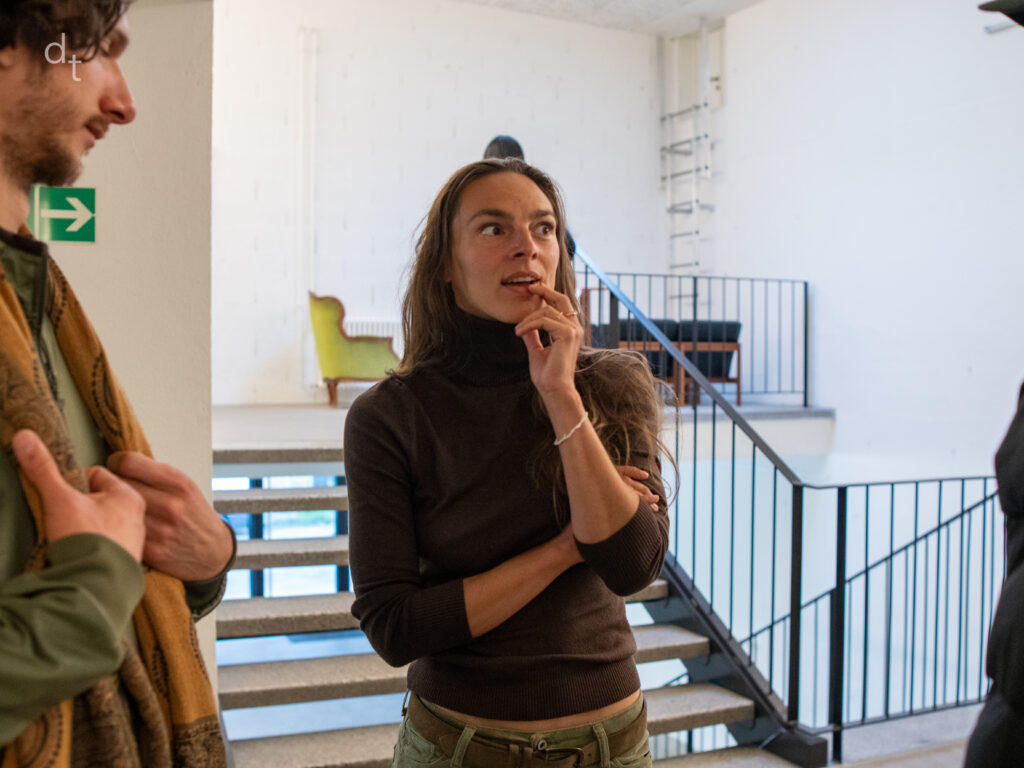 Tableronde26-10 Danse Transition